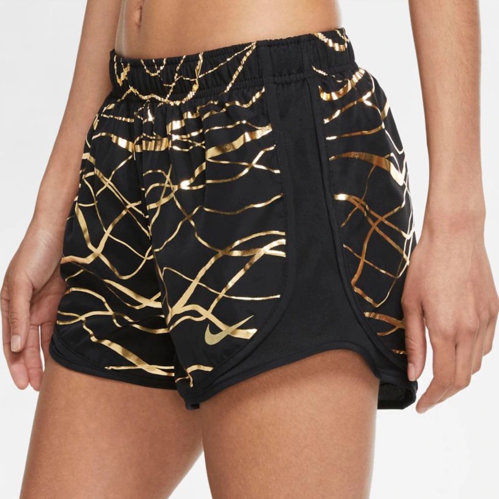 Nike Icon Clash Tempo Women's‎ running Shorts Black and Gold size small
